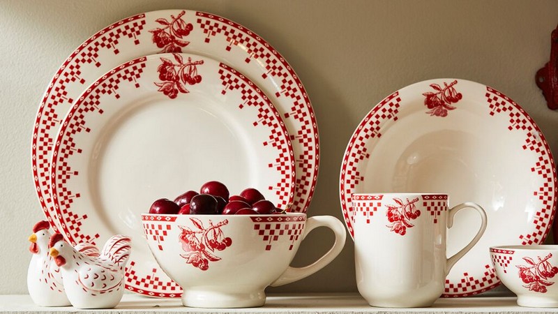 Vente privée Comptoir de Famille : table et déco