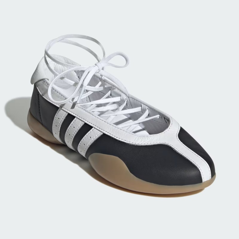 chaussures Adidas Taekwondo