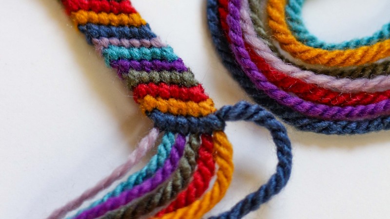 créez des bracelets brésiliens