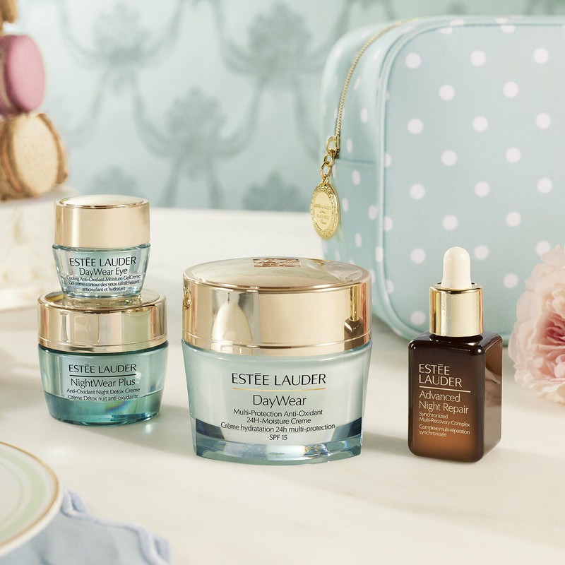 trousse DayWear Estée lauder